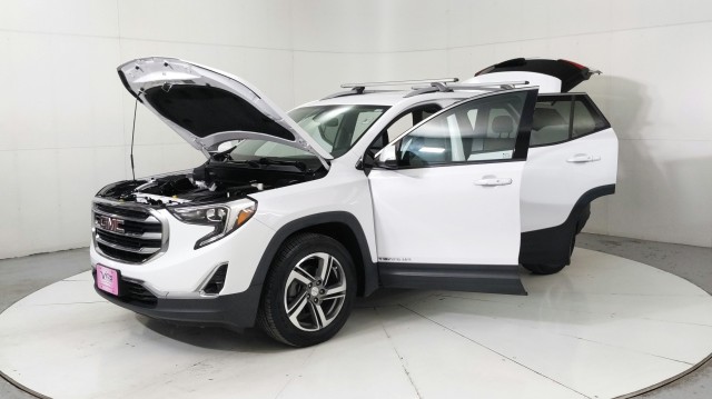 Used 2020  GMC SLT image 9