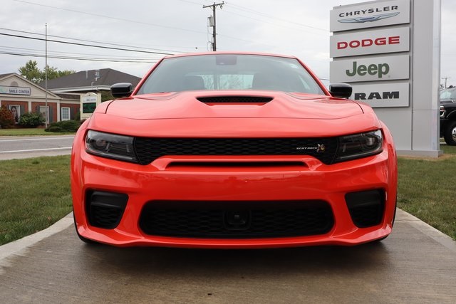 2023 Dodge Charger R/T Scat Pack Widebody photo 4