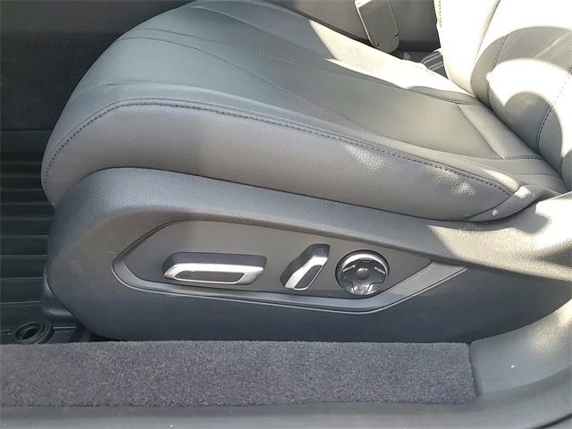 2022 Acura TLX Base photo 13