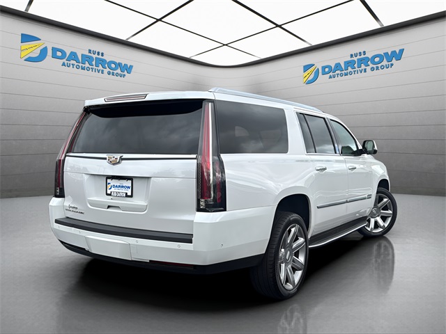 2018 Cadillac Escalade ESV Luxury photo 4