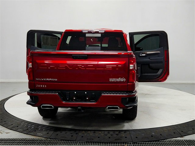 2023 Chevrolet Silverado 1500 High Country photo 14
