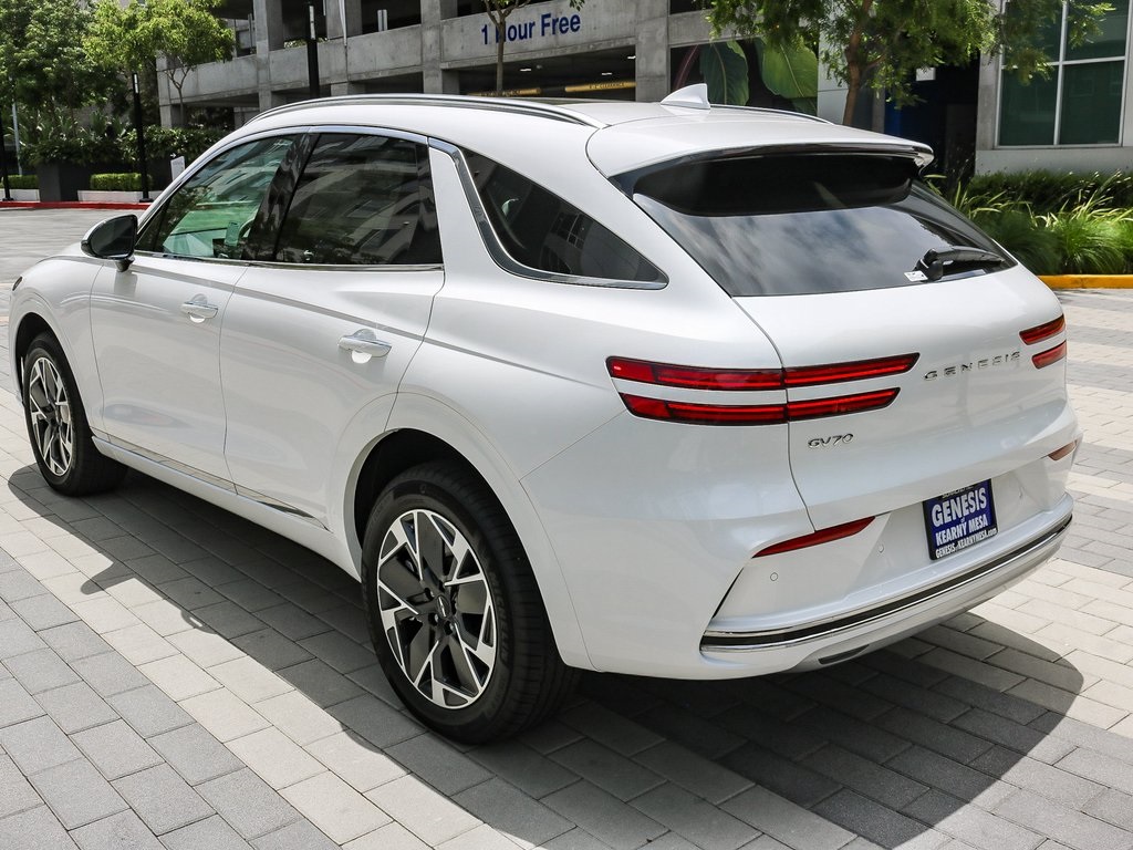2026 Genesis Electrified GV70 photo 4