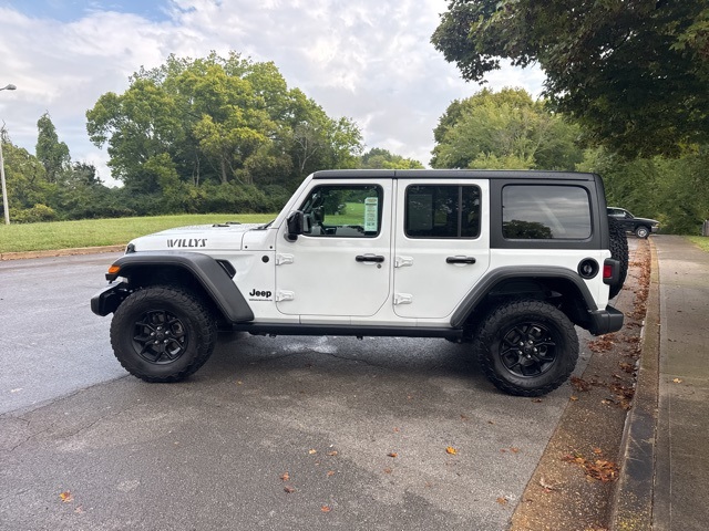 2024 Jeep Wrangler Willys photo 4
