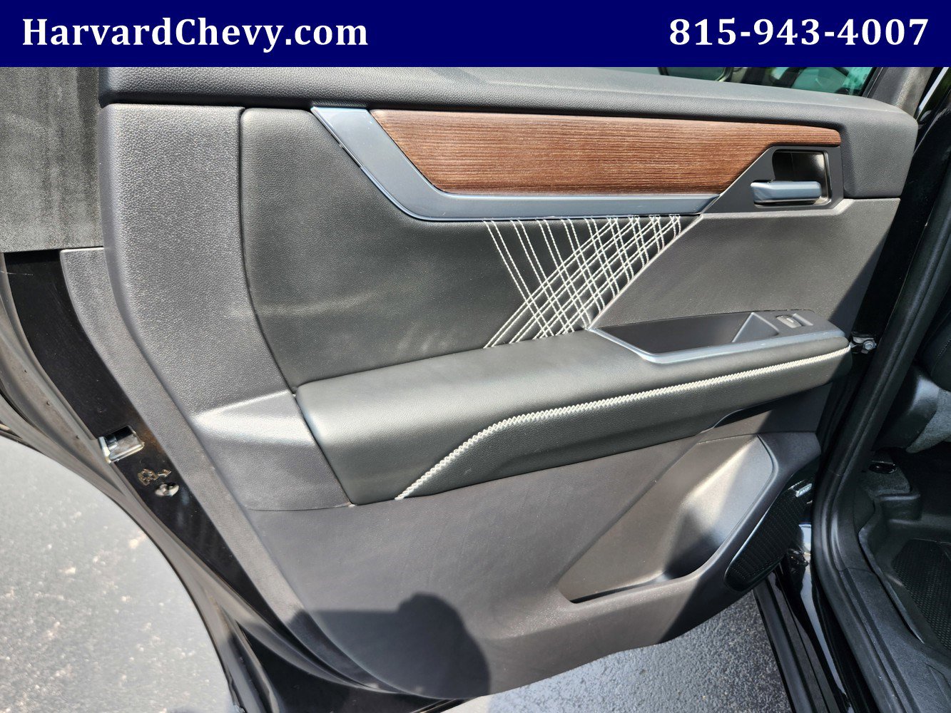 2024 Gmc Acadia Denali photo 36