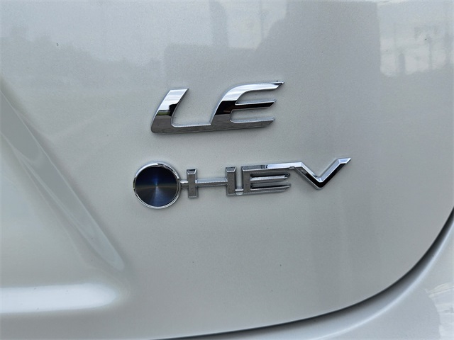 2025 Toyota Corolla Hybrid LE photo 10