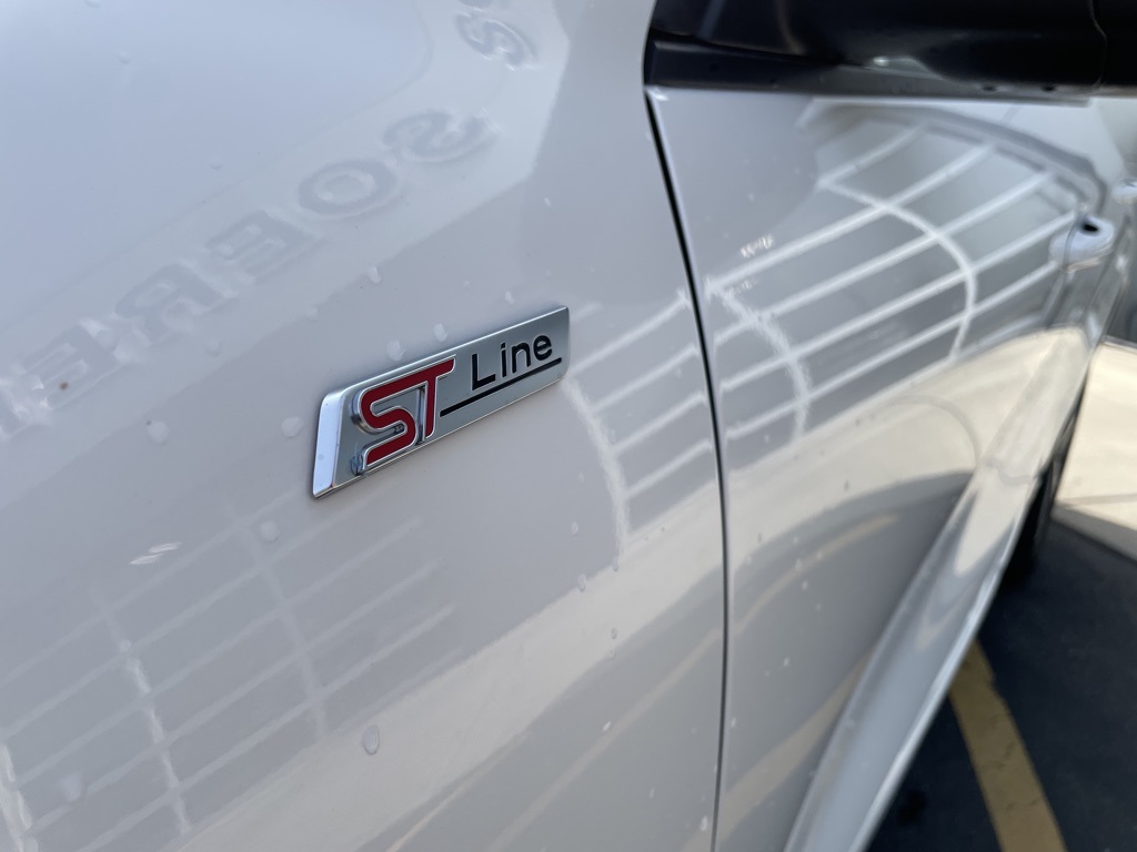 2024 Ford Escape Hybrid ST-Line photo 27