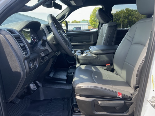 2025 Ram 2500 Tradesman photo 5