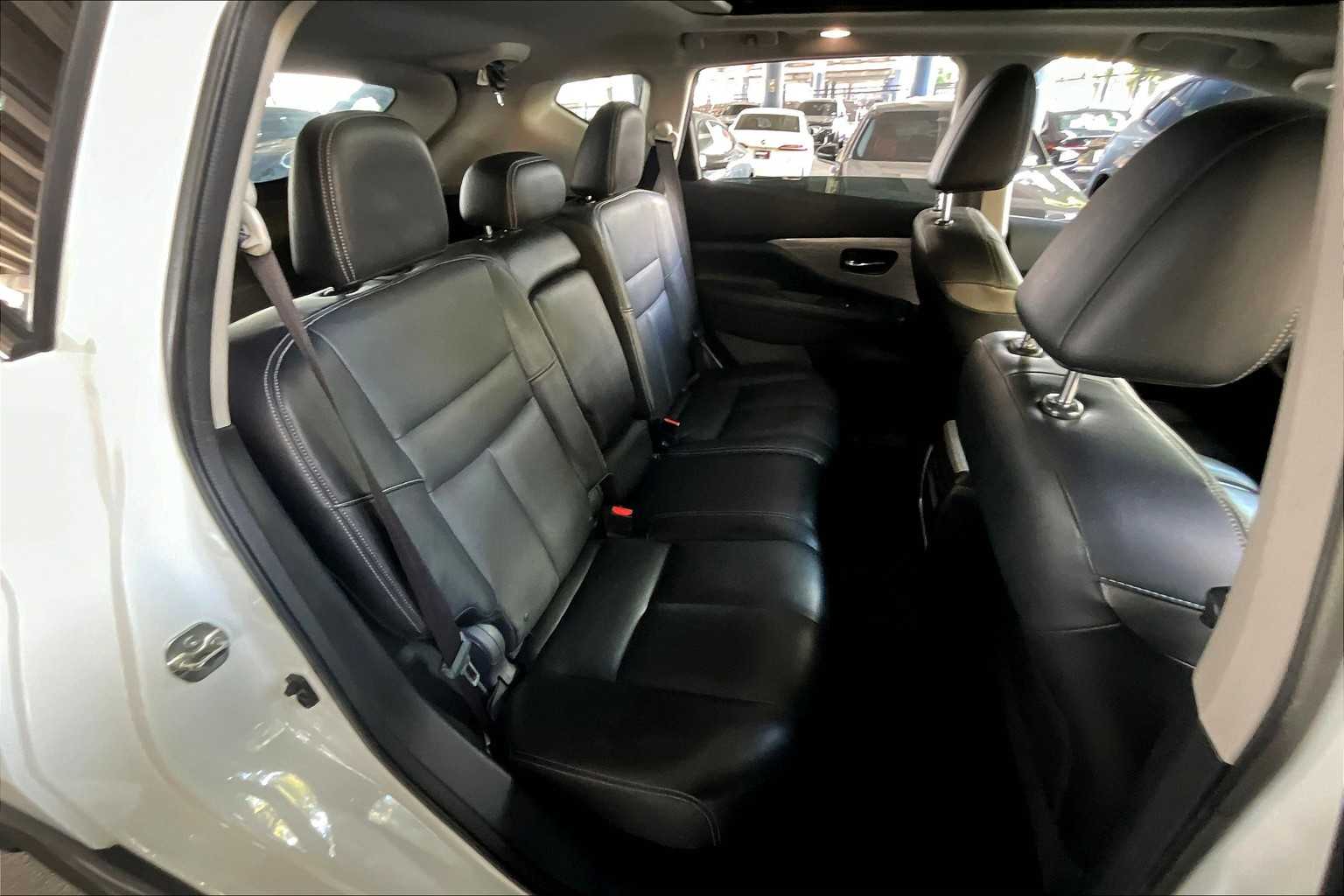 2015 Nissan Murano Platinum photo 19