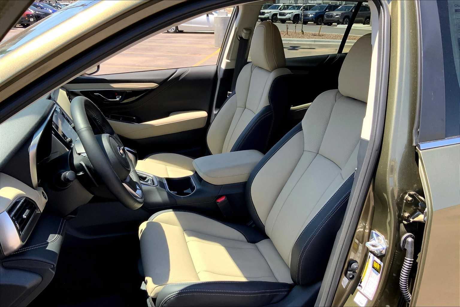 2025 Subaru Outback Limited photo 9