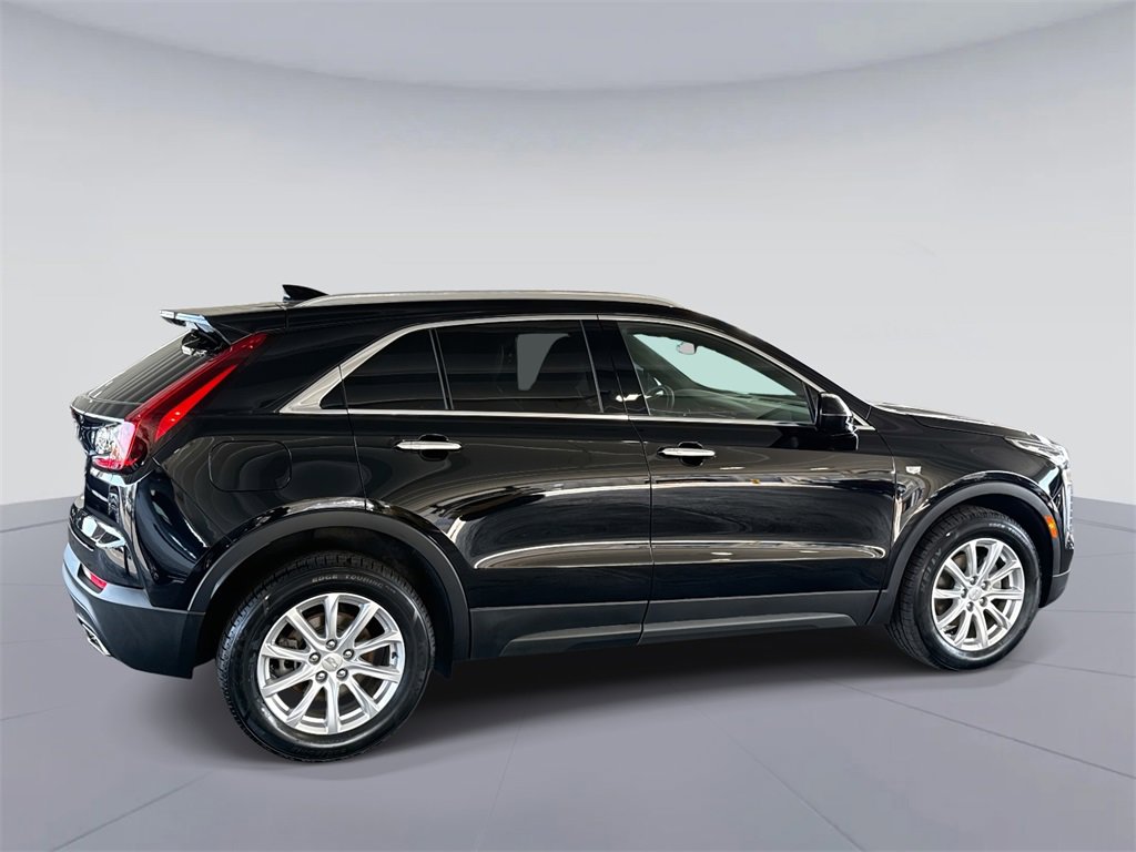 2022 Cadillac XT4 Luxury photo 3