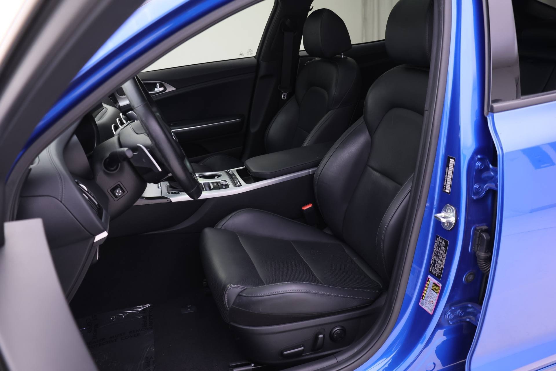 2020 Kia Stinger GT1 photo 4