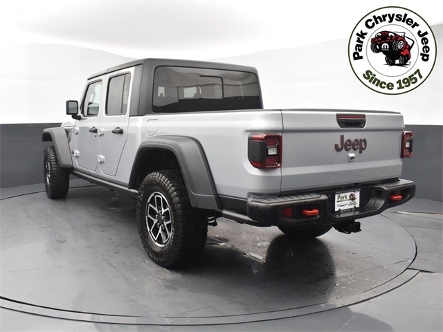 2024 Jeep Gladiator Rubicon photo 3