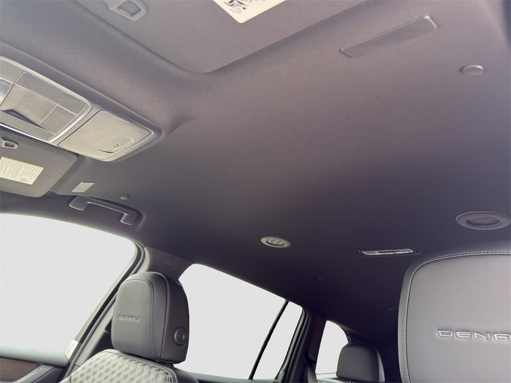 2026 Gmc Acadia Denali photo 8
