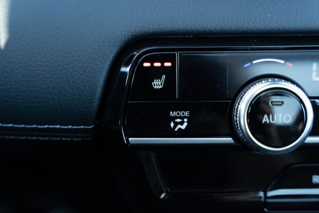 2025 Honda Pilot Touring photo 29