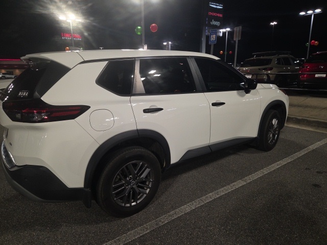 2022 Nissan Rogue S photo 3