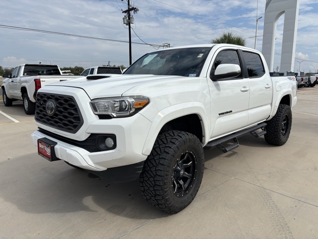 2020 Toyota Tacoma SR photo 3