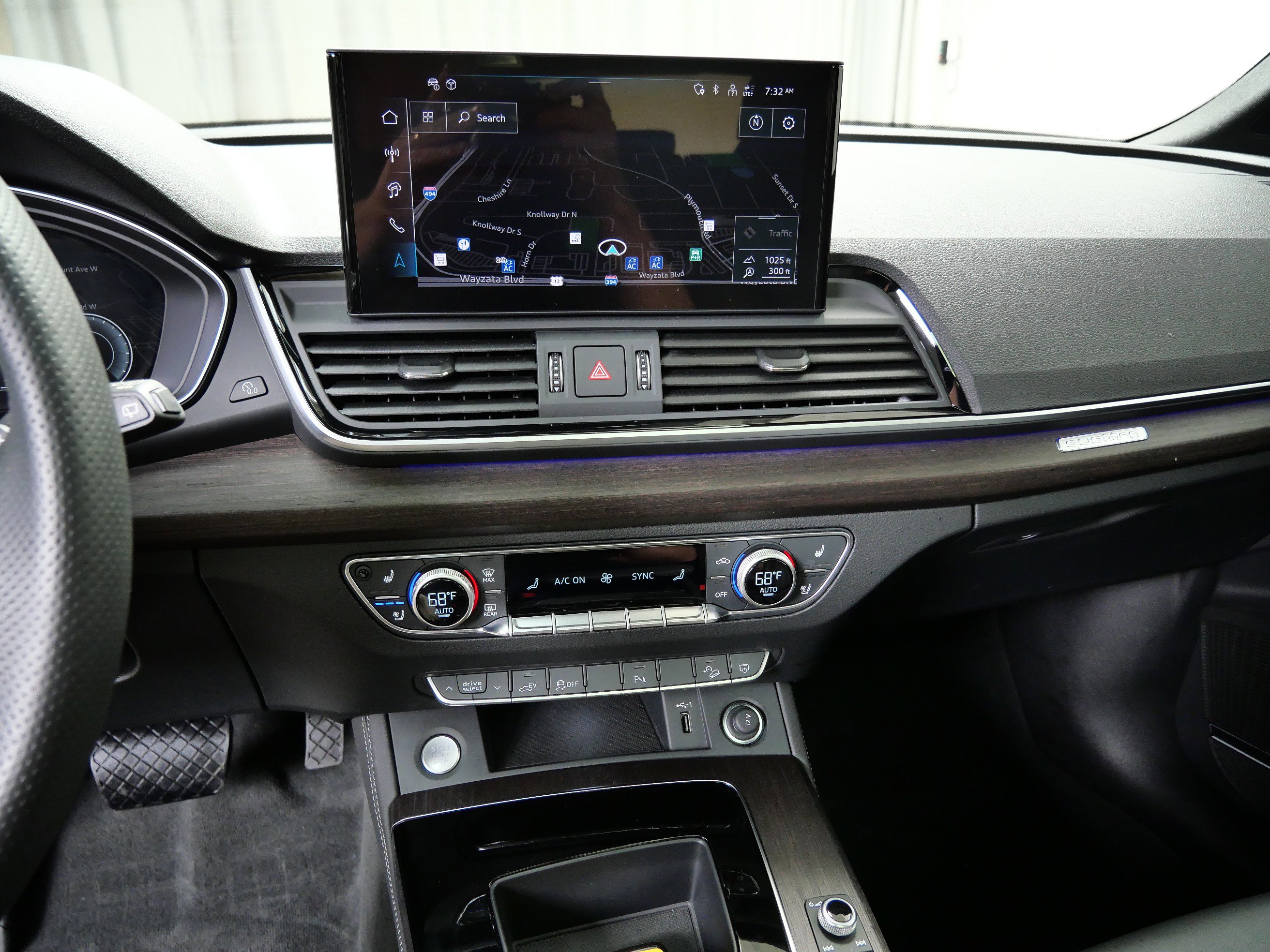 2025 Audi Q5 S line Premium Plus photo 13