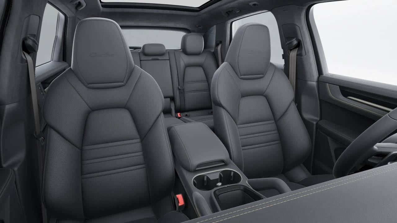 2025 Porsche Cayenne Turbo E-Hybrid photo 11