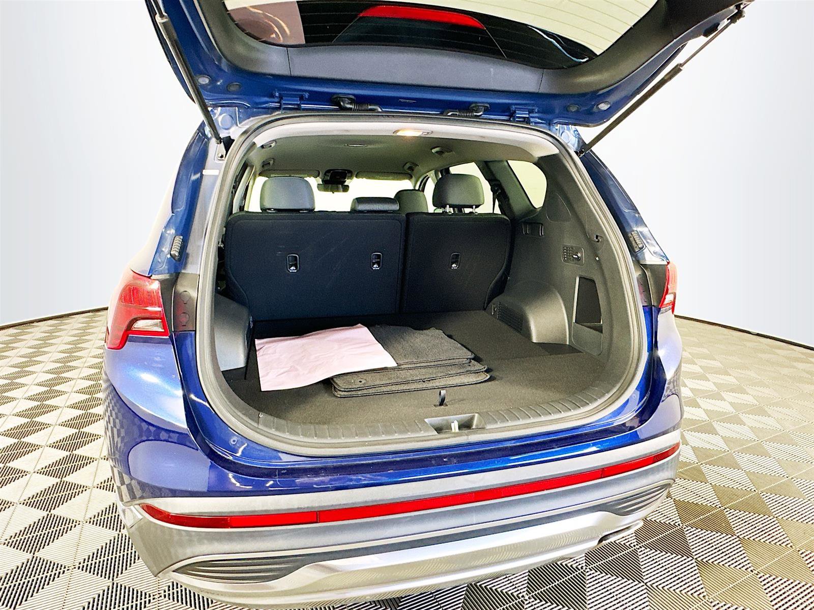 2022 Hyundai Santa Fe SEL photo 23