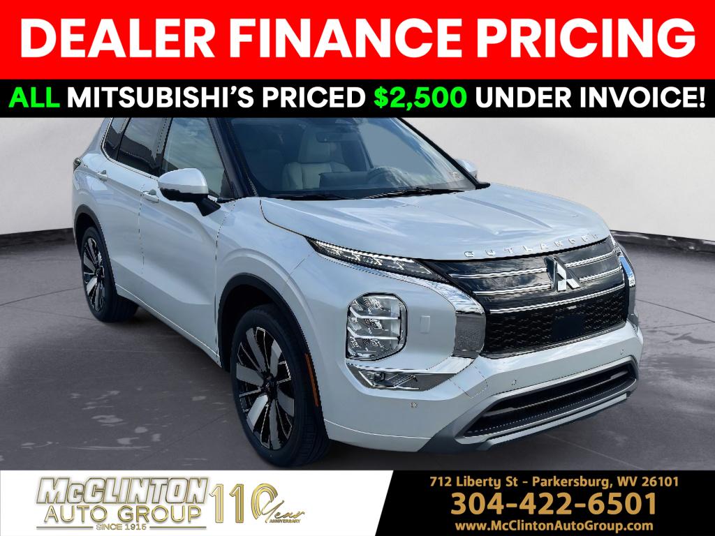 2025 Mitsubishi Outlander SEL's photo