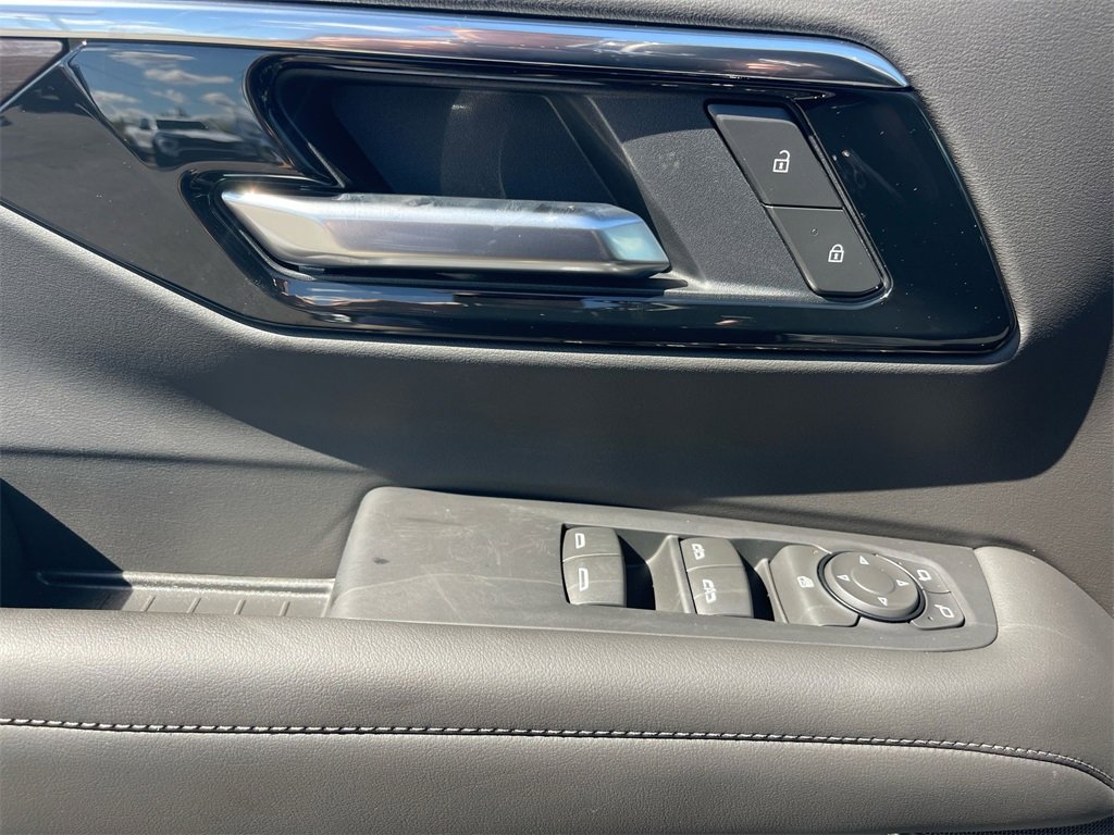 2025 Chevrolet Tahoe LS photo 26
