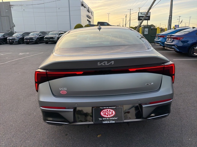2026 Kia K5 GT-Line photo 4