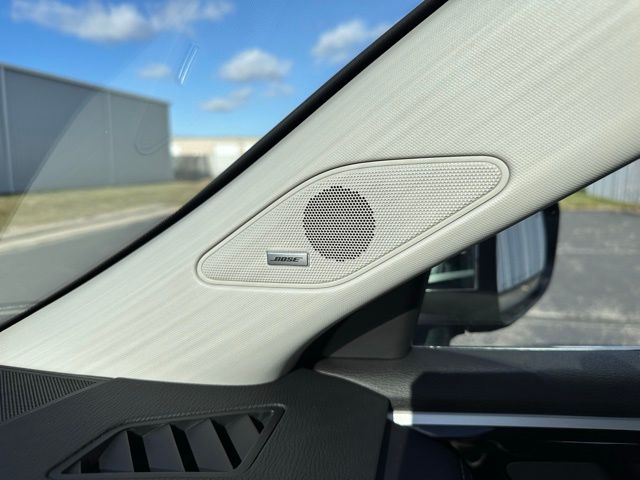 2024 Mitsubishi Outlander photo 24