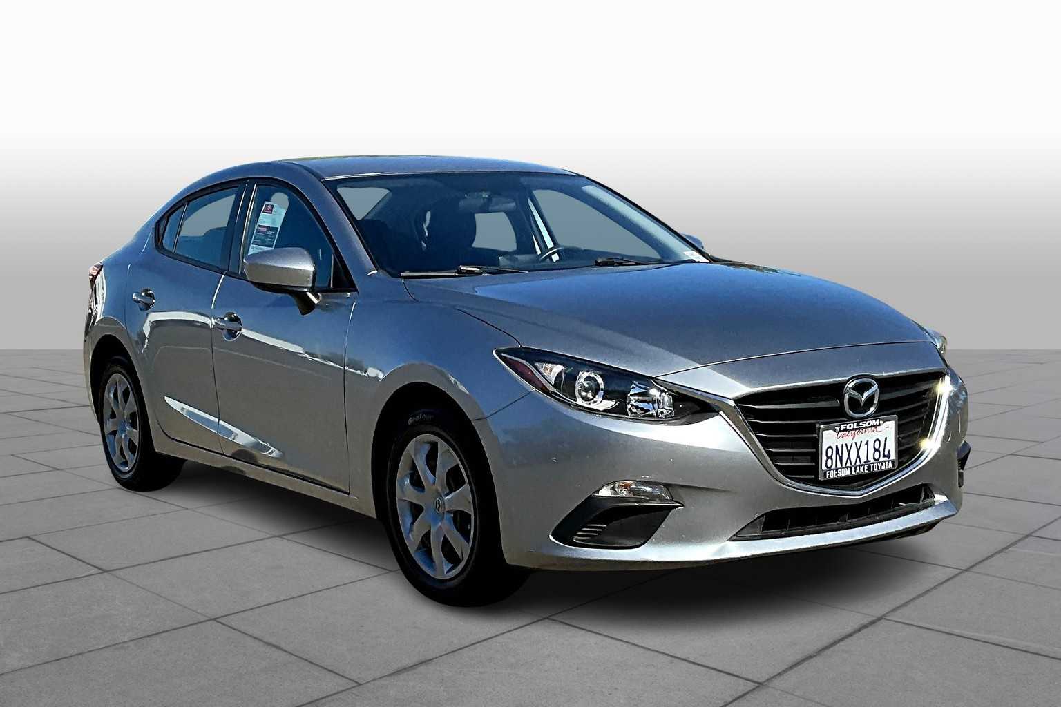 2016 Mazda Mazda3 i Sport photo 2