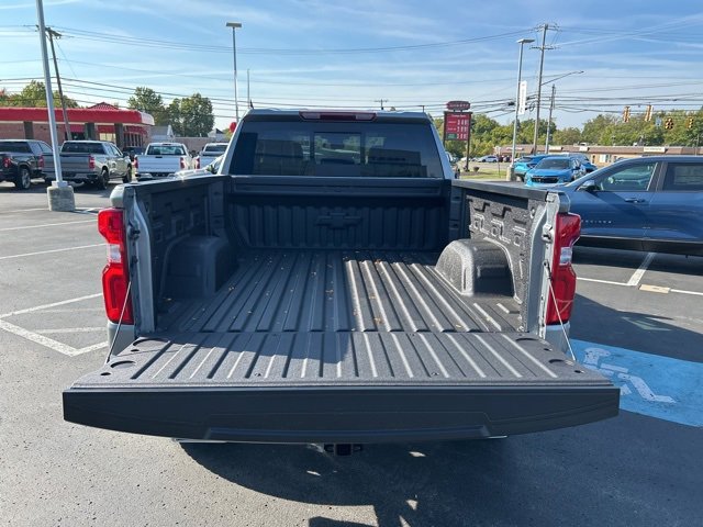 2026 Chevrolet Silverado 1500 LT Trail Boss photo 4
