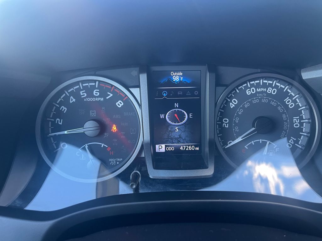 2022 Toyota Tacoma TRD Pro photo 10