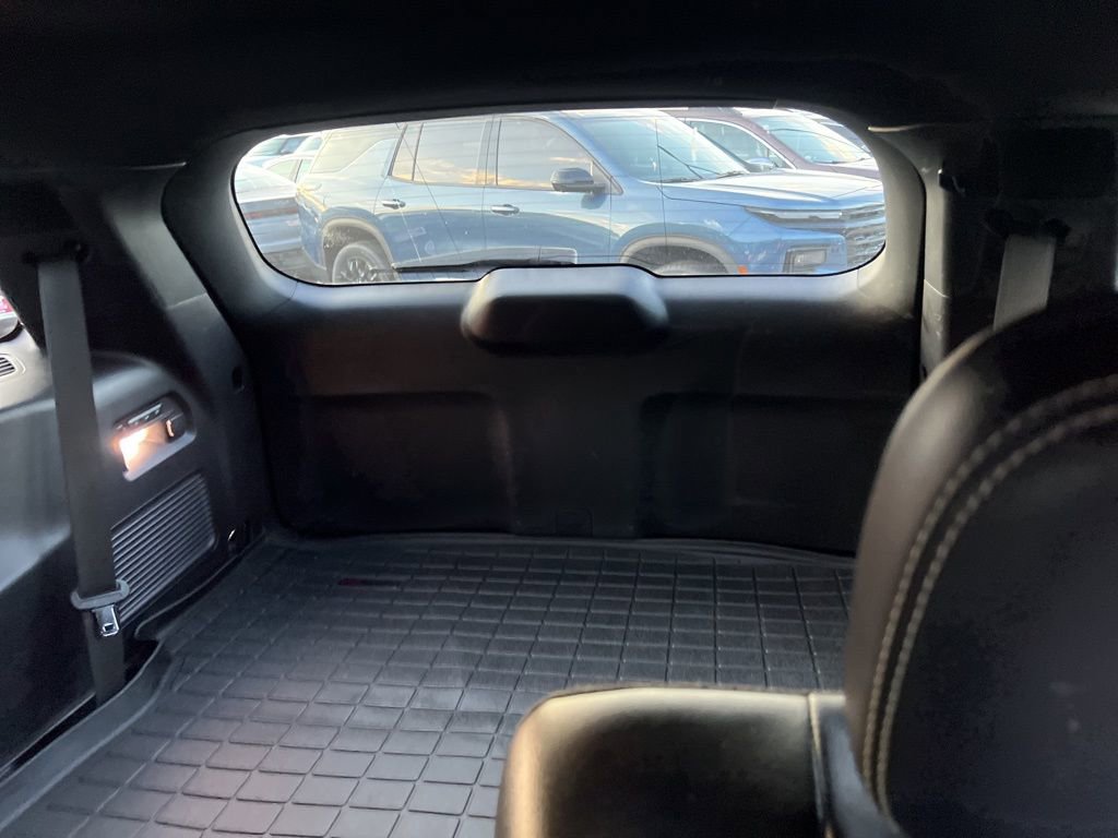 2022 Ford Explorer ST photo 28