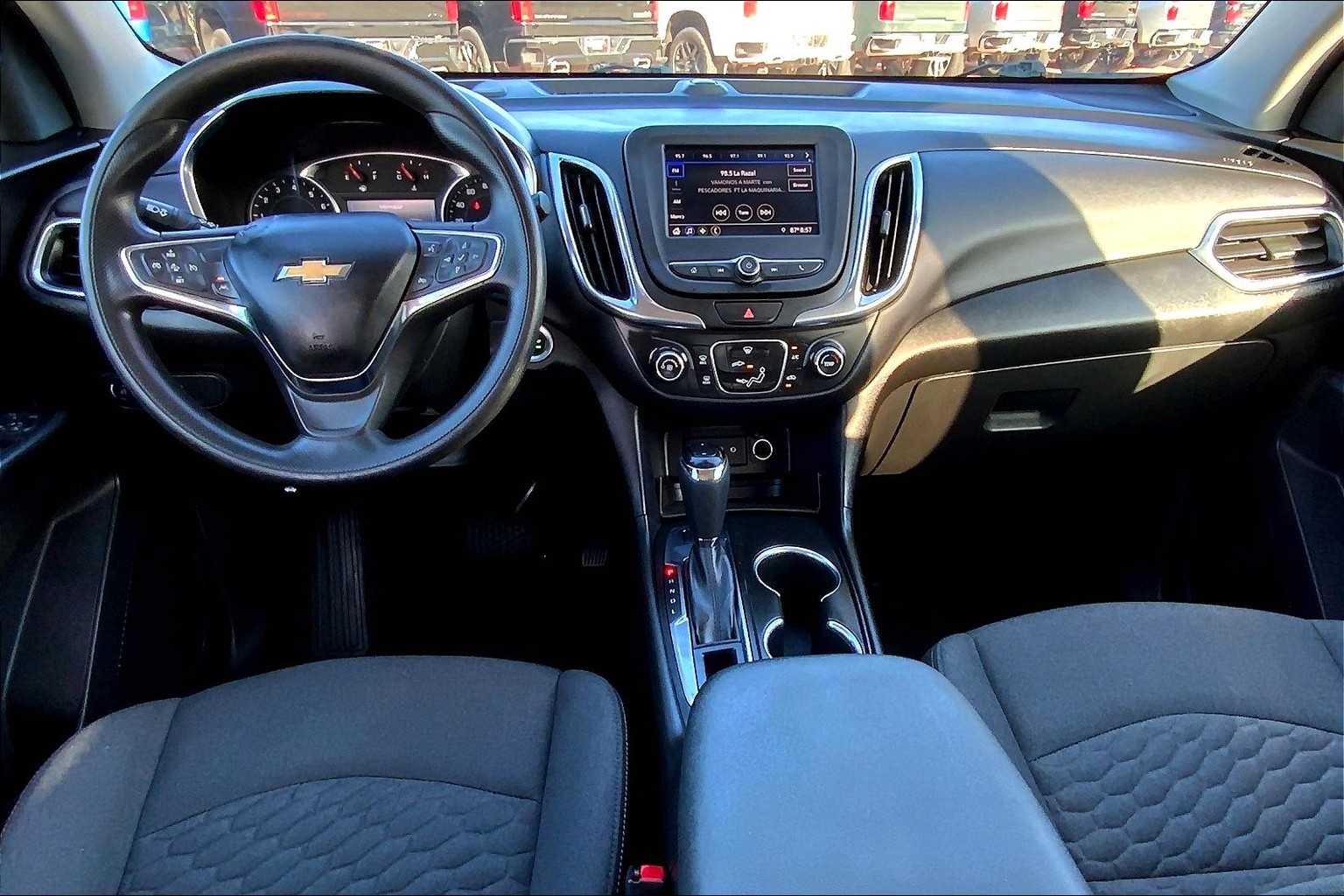 2021 Chevrolet Equinox LT photo 13