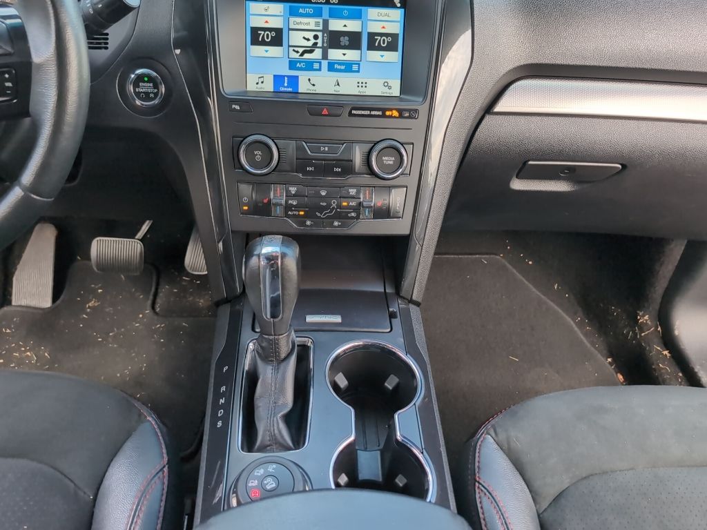 2019 Ford Explorer XLT photo 17