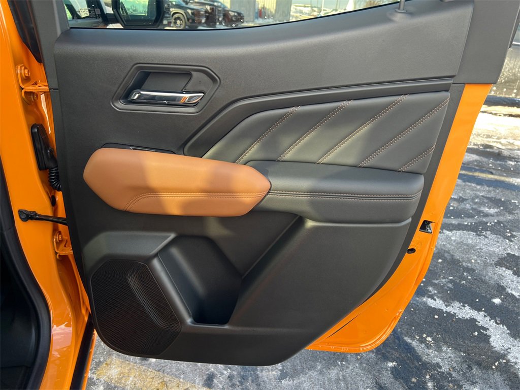 2026 GMC CANYON - Image 32