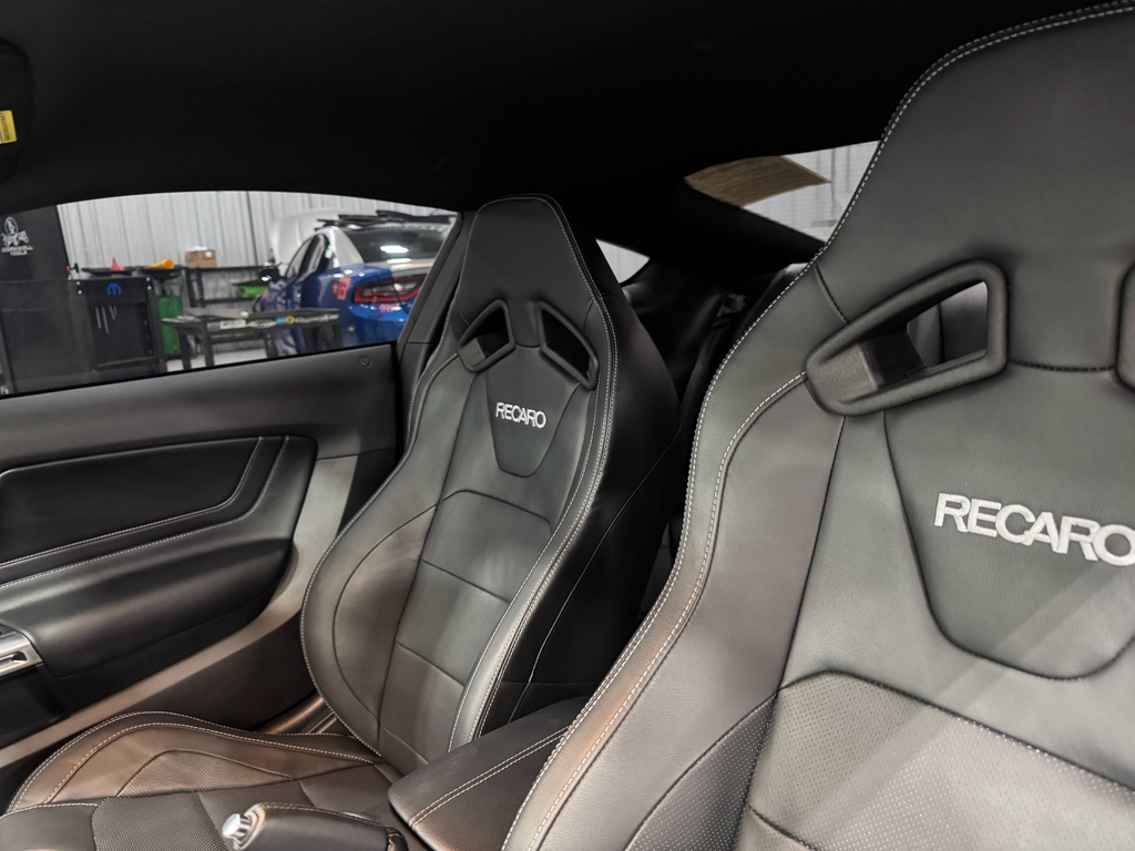 2023 Ford Mustang Mach 1 photo 5
