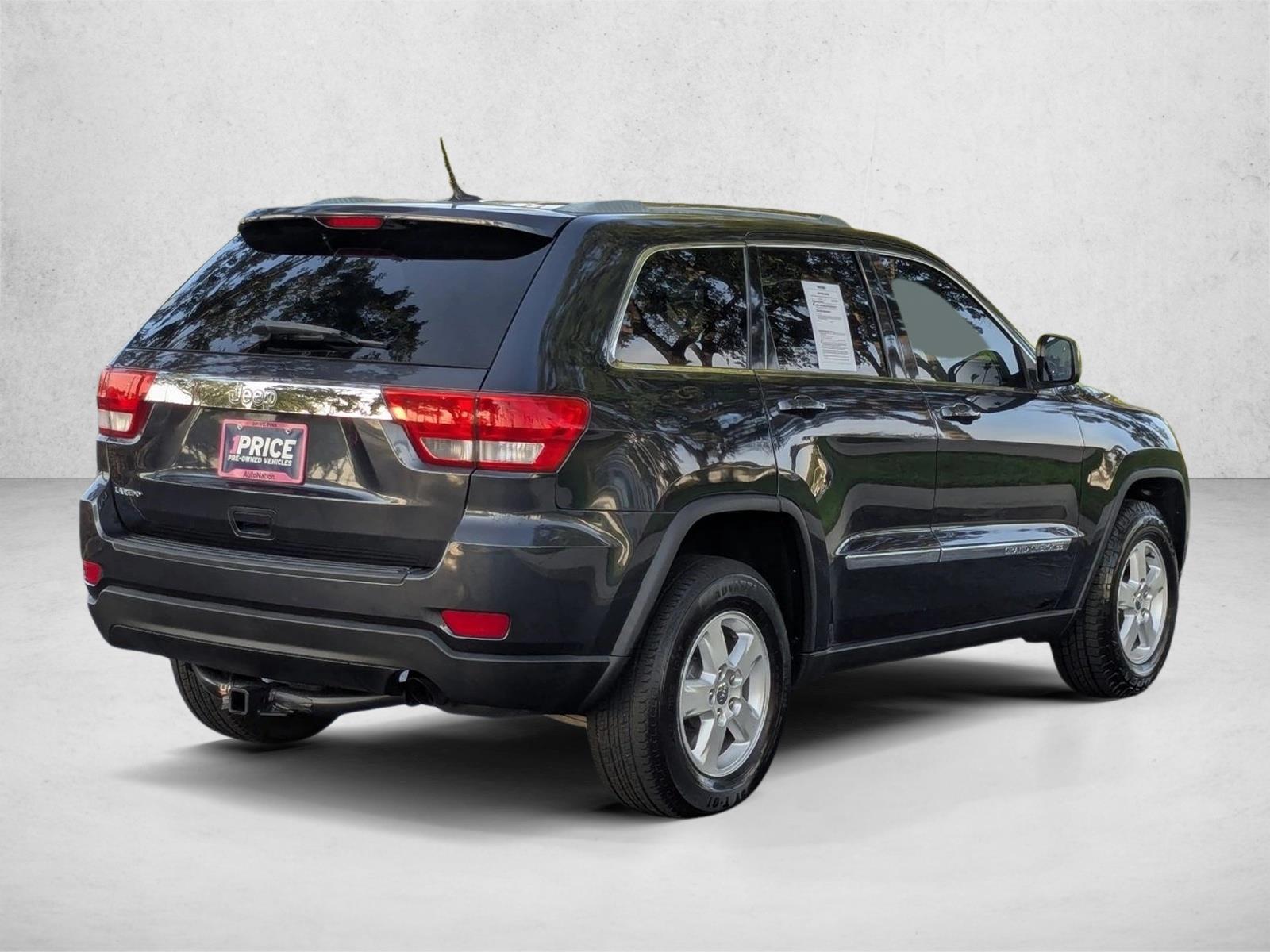 2013 Jeep Grand Cherokee Laredo photo 5