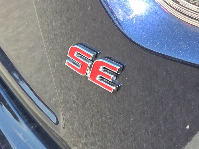 2022 Toyota Corolla SE photo 9