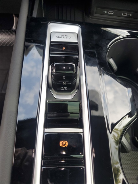 2026 Volkswagen Atlas Cross Sport SE Technology photo 35