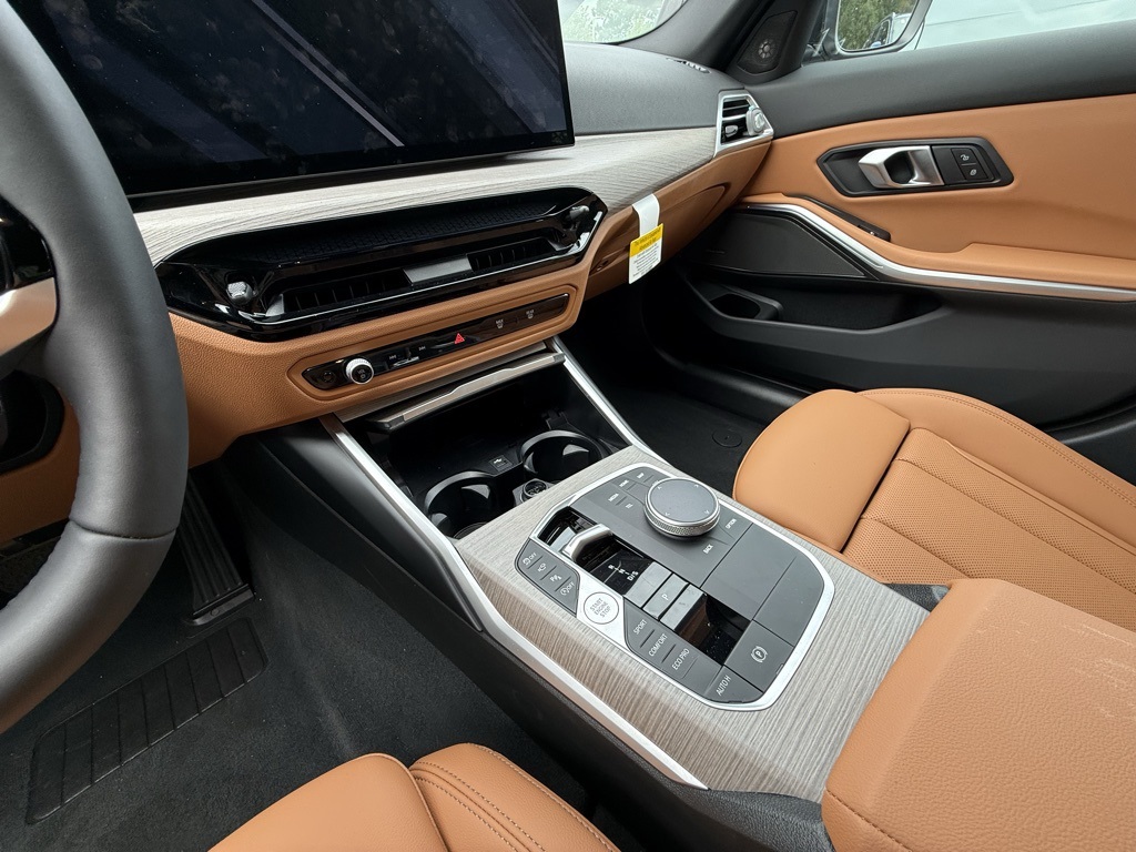 2025 Bmw 330i xDrive photo 3
