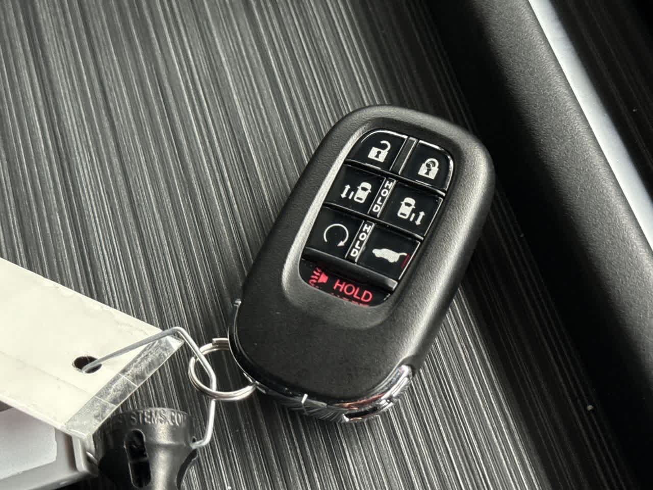 2025 Honda Odyssey photo 24