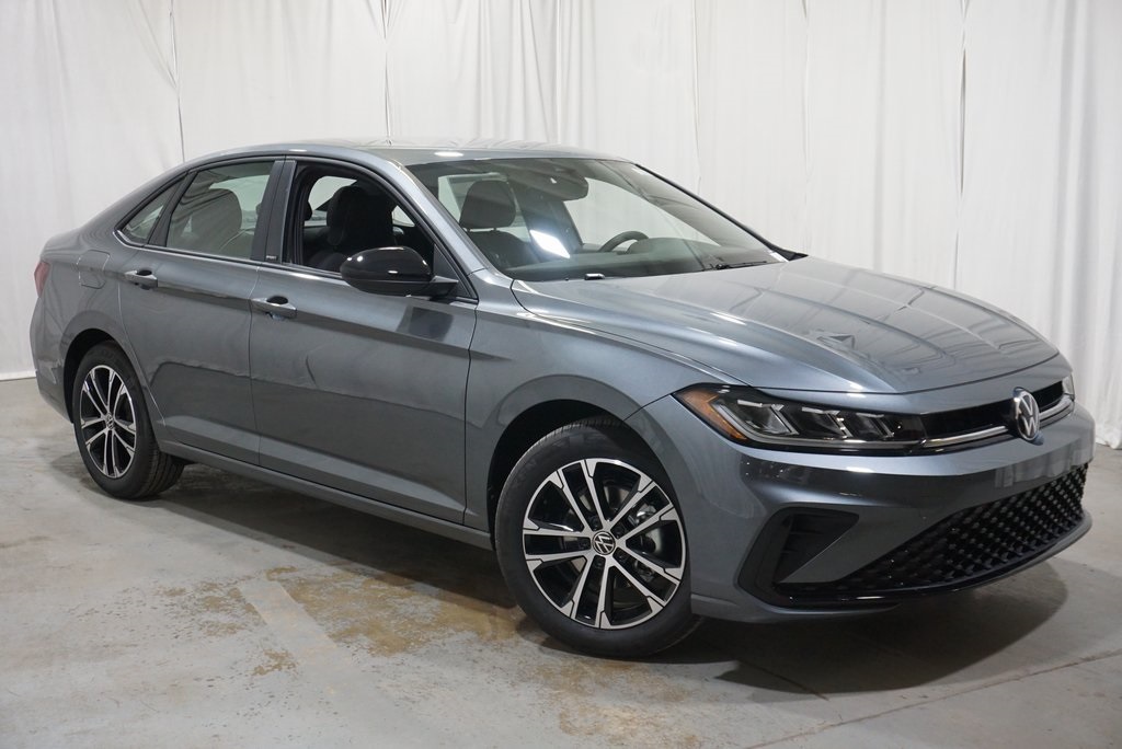 2025 Volkswagen Jetta 1.5T Sport photo 3