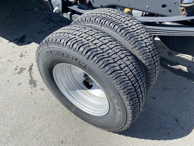 2024 Ford F-350 photo 10