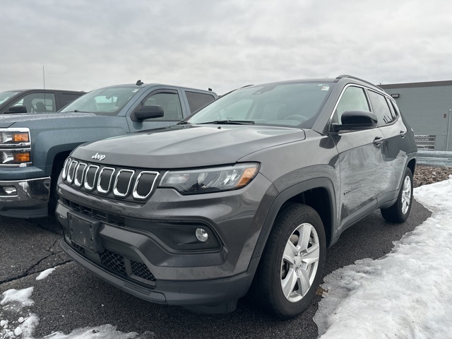 2022 Jeep Compass Latitude's photo