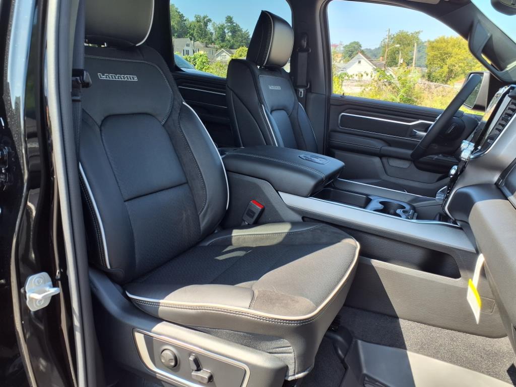 2026 Ram 1500 Laramie photo 4