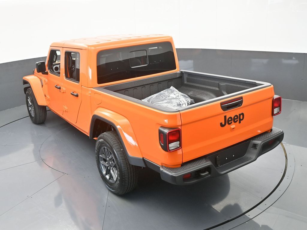 2025 Jeep Gladiator Sport S photo 36