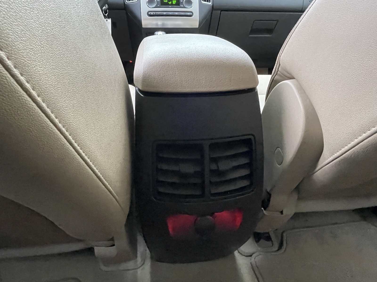 2010 Ford Edge Limited photo 13
