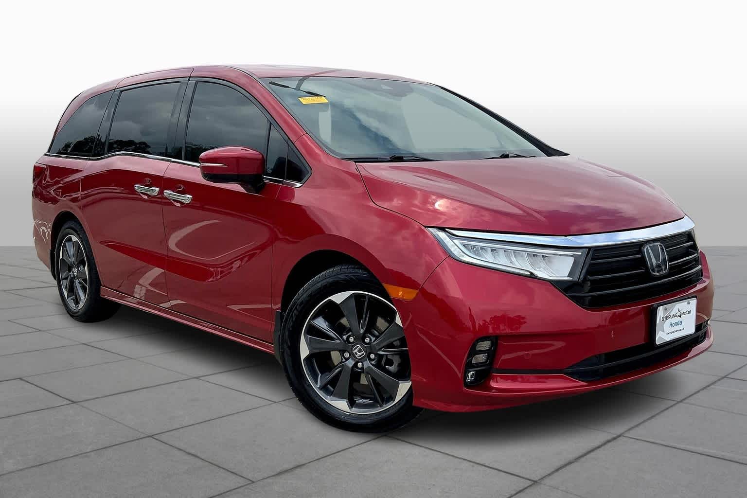 2022 Honda Odyssey Elite photo 2