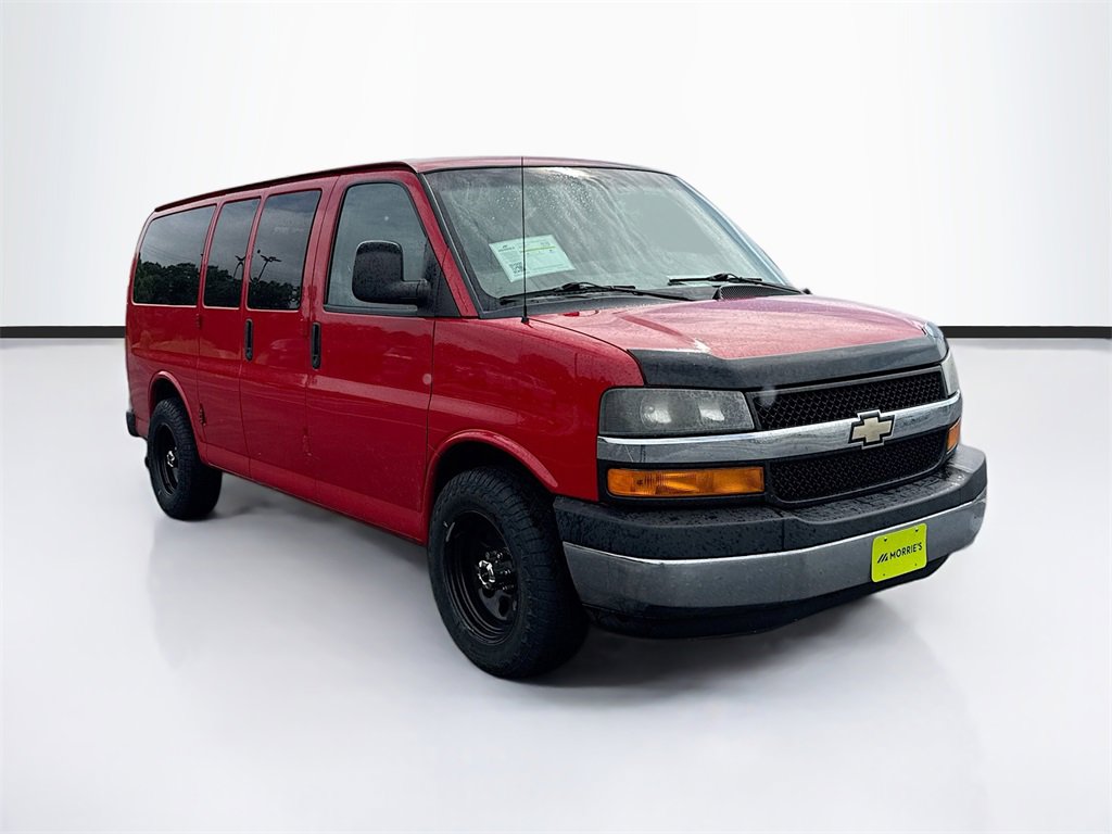 2013 Chevrolet Express Passenger 1500 LT photo 3