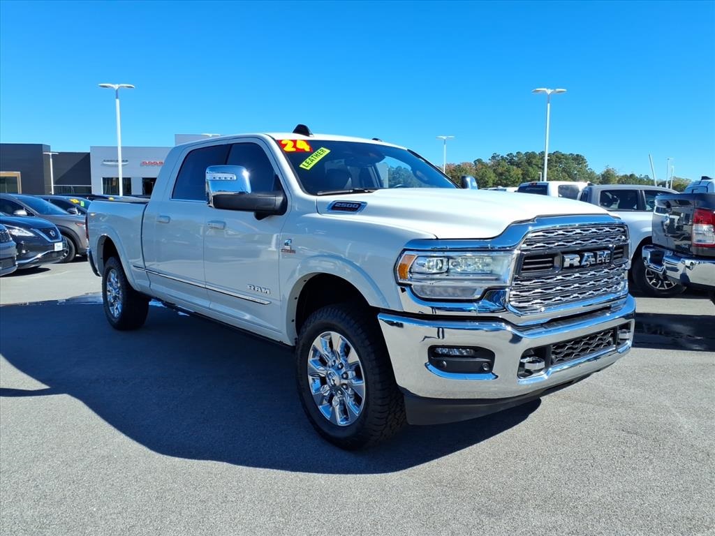 2024 RAM Ram 2500 Pickup Laramie Limited's photo