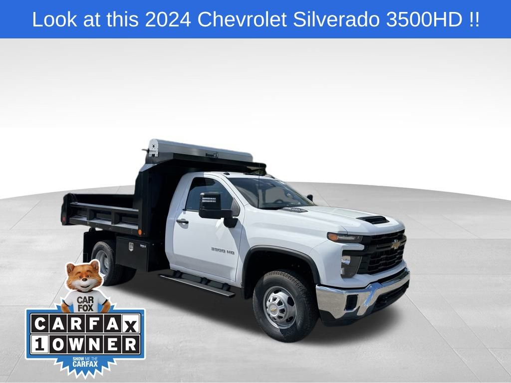 2024 Chevrolet Silverado 3500HD Work Truck's photo